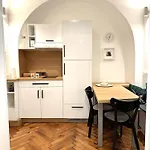 Courtyard Center Apartamento *