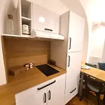 Apartamento Courtyard Center *