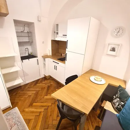 Apartamento Courtyard Center