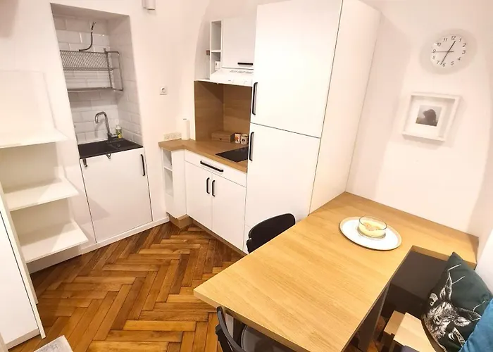 Appartamento Courtyard Center